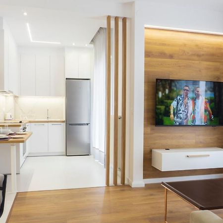 New Modern Style Home Next To The Train Station Thessaloniki Exterior foto