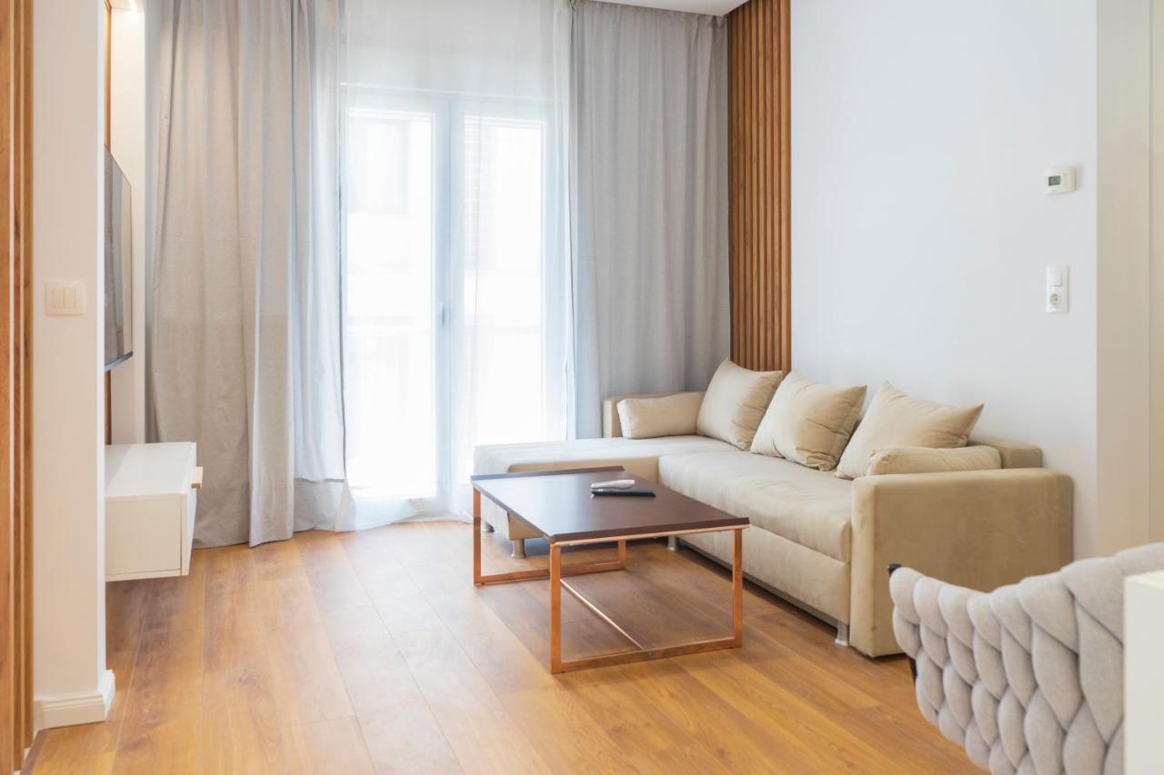 New Modern Style Home Next To The Train Station Thessaloniki Exterior foto